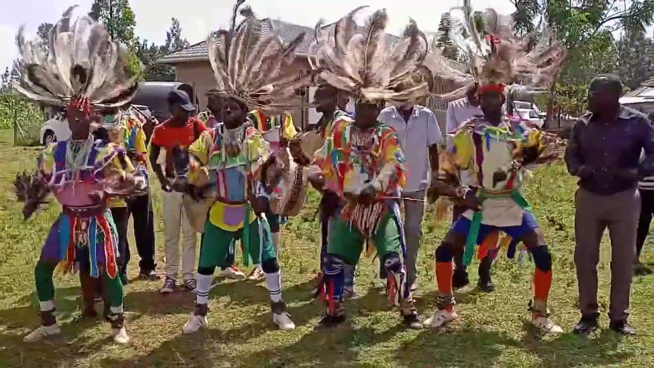 Ramogi dancers