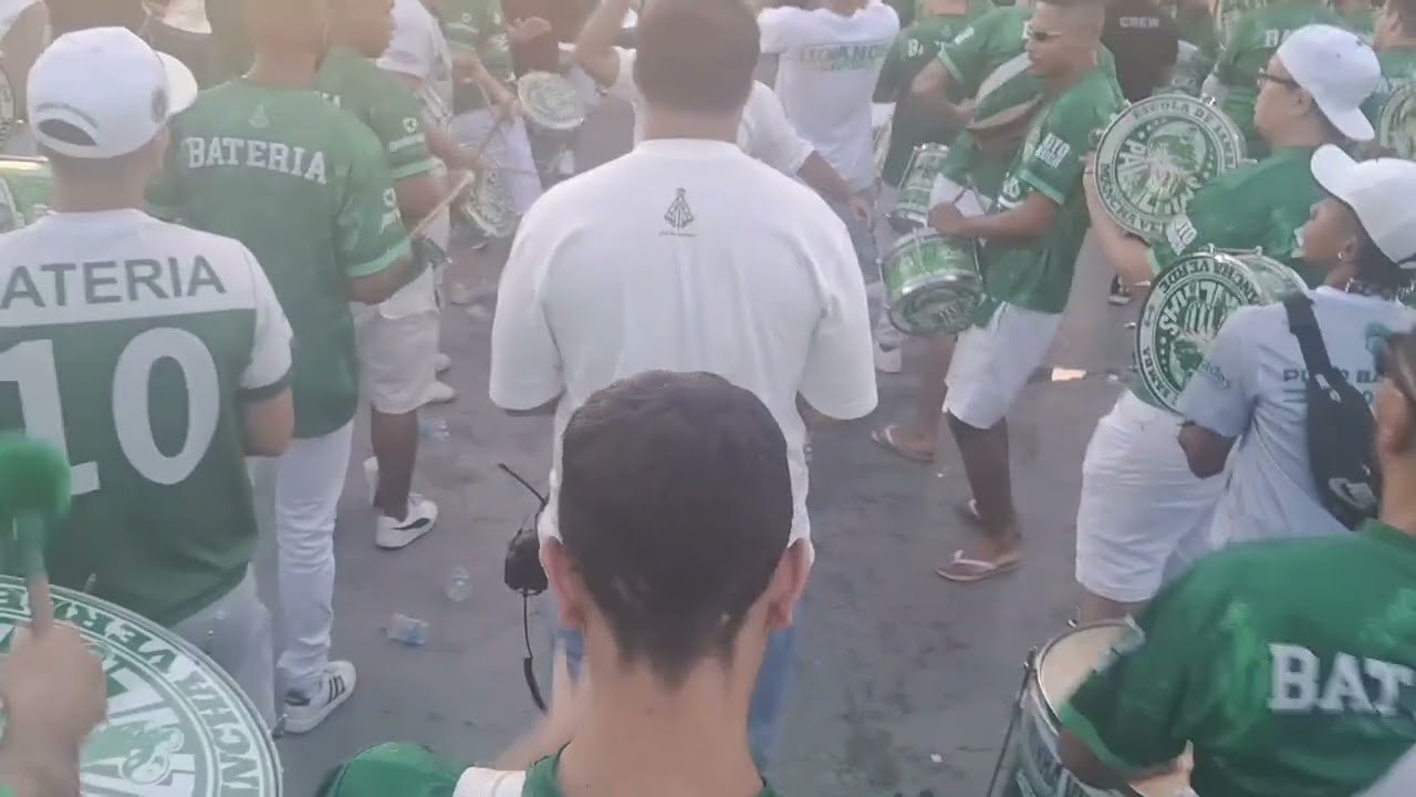 Esquenta De Bateria Mancha Verde