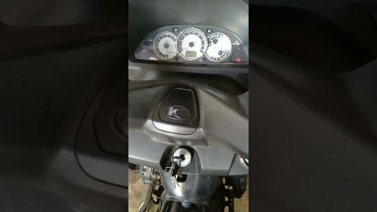 Como resetear luz de fallo motor de la kimco 500i abs del 2010