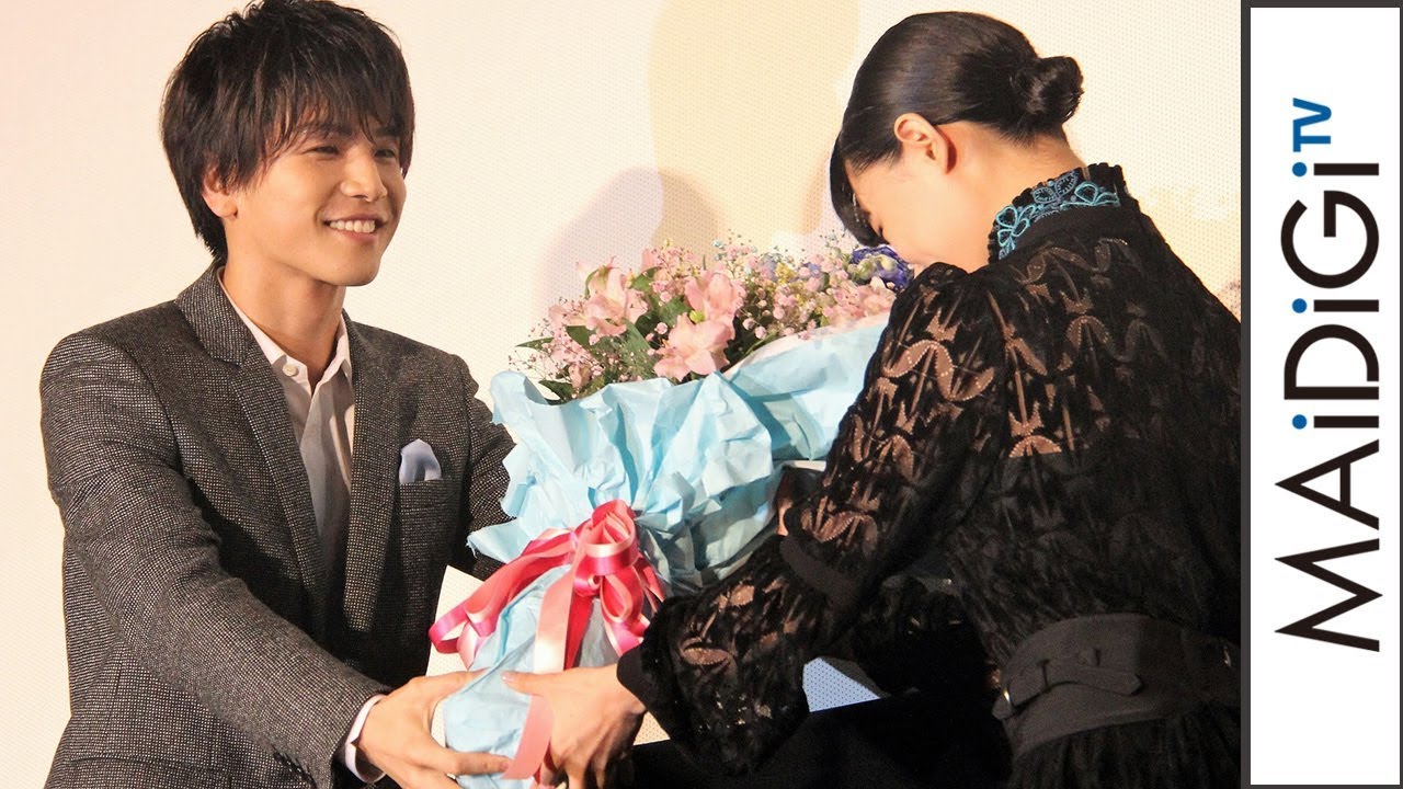 三代目JSB岩田剛典、杉咲花へのサプライズに失敗？「こんなグダグダあります？」と苦笑い　映画「パーフェクトワールド 君といる奇跡」公開記念舞台あいさつ2