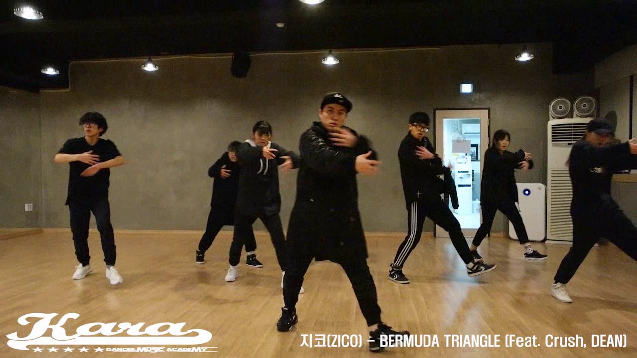 지코(ZICO) - BERMUDA TRIANGLE (Feat. Crush, DEAN) / MOMENT choreography