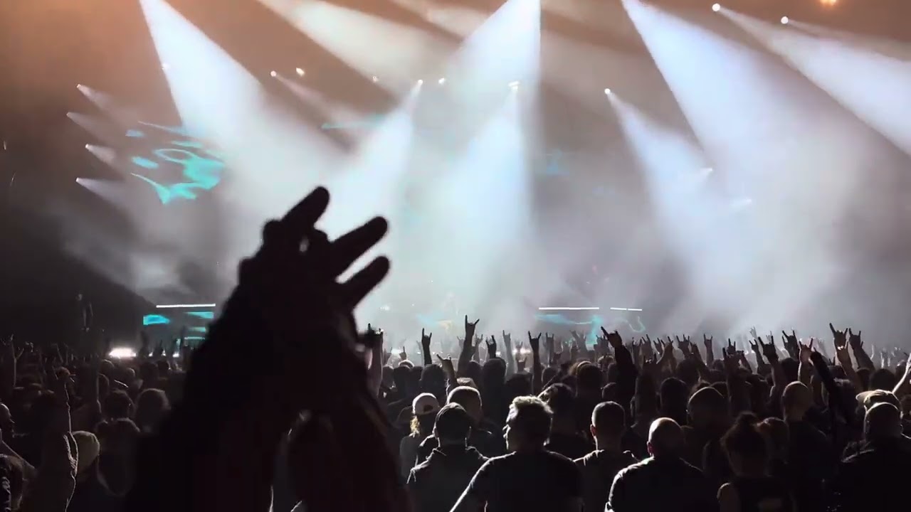 Bullet For My Valentine - The End [Paris Le Zénith 07.02.2025]