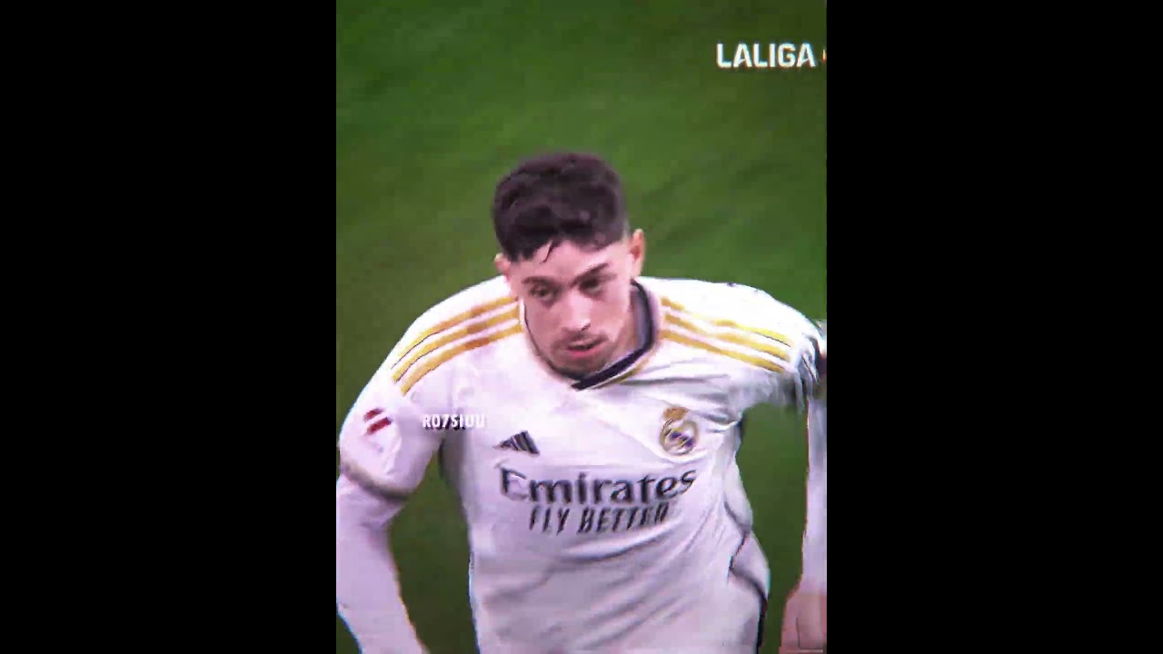 Valverde Power Breaks De Jong Foot ☠️ 