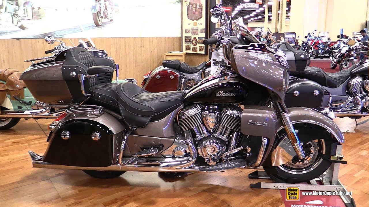 2019 Indian Roadmaster Accessorized - Walkaround - 2018 AIMExpo Las Vegas