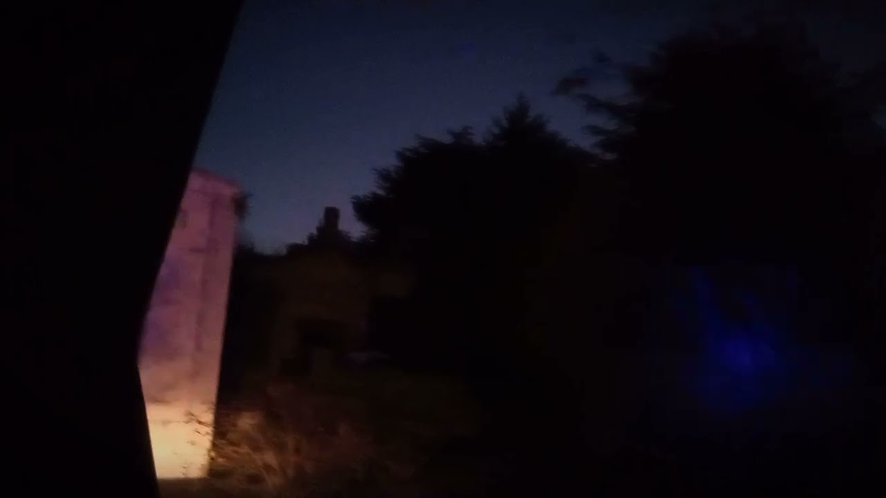 guardia nocturna en el cementerio municipal de la plata