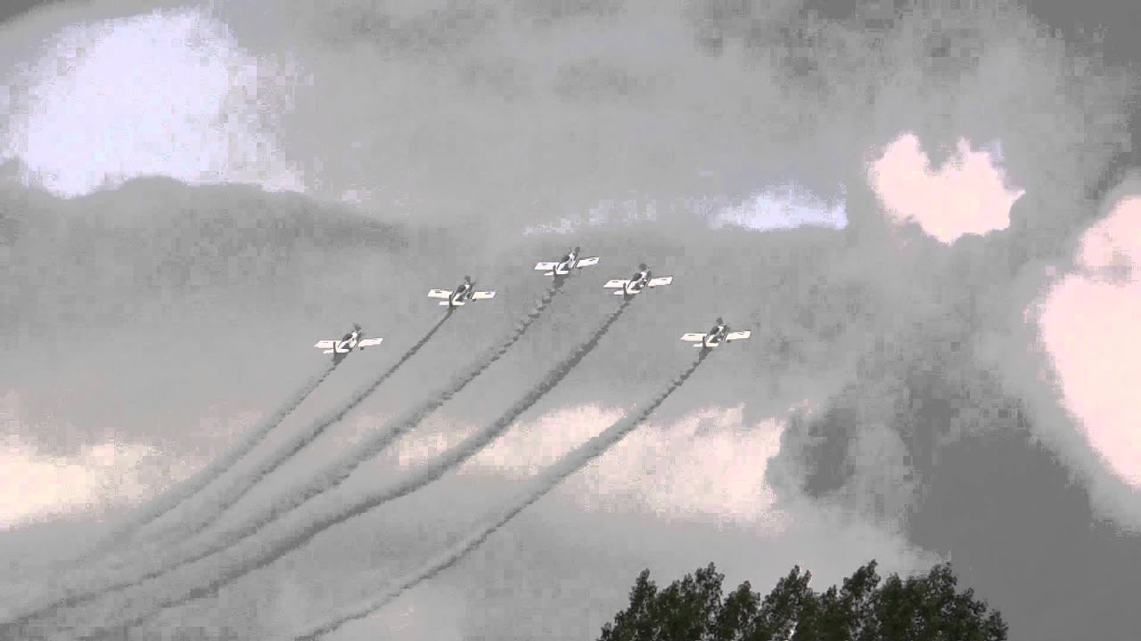 Raven Display Team at Welshpool Airshow 2015