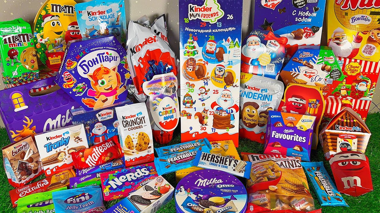 НОВОГОДНИЙ ОБЗОР СЮРПРИЗОВ Со Всего Мира и ПРОБУЮ ИХ! Много конфет и сладостей на Новый Год 2026!