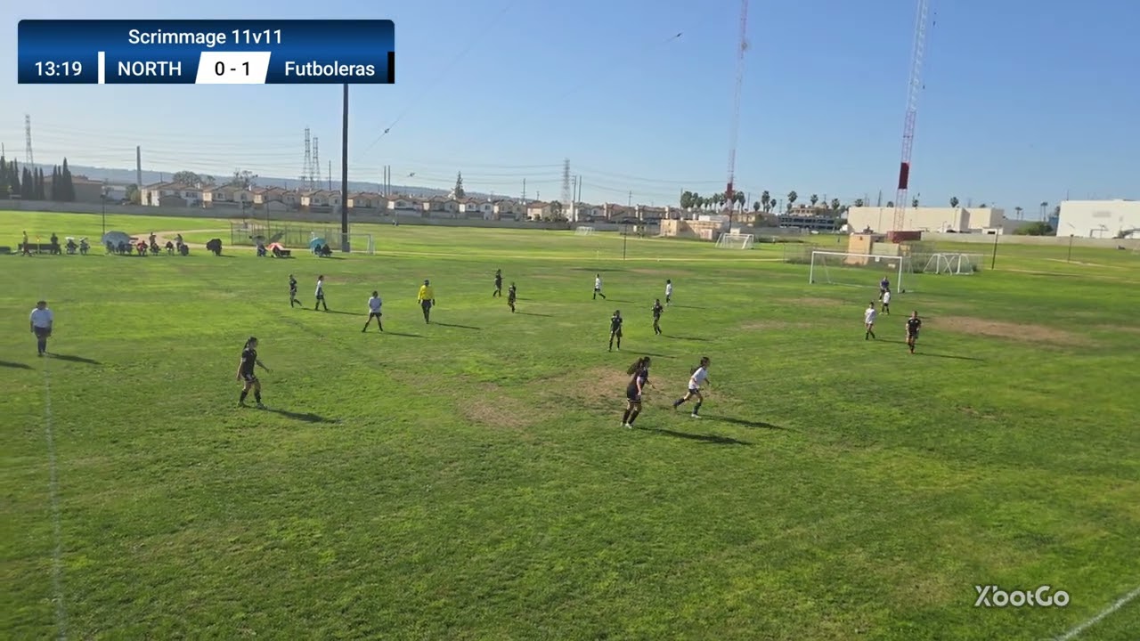 Blue Lightning VS Futboleras