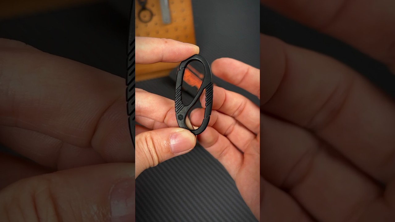 KeyUnity Titanium Carabiner Keychain Clip, Dual-Gate Quick Release EDC Key Ring Holder Organizer