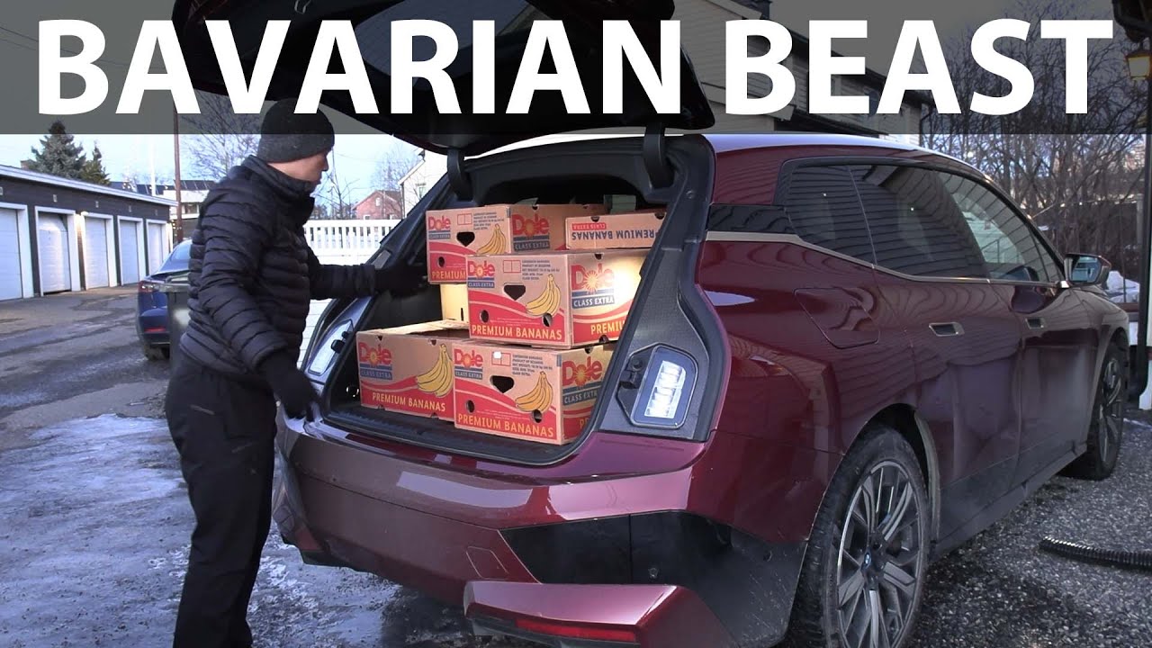 BMW iX xDrive50 banana box test