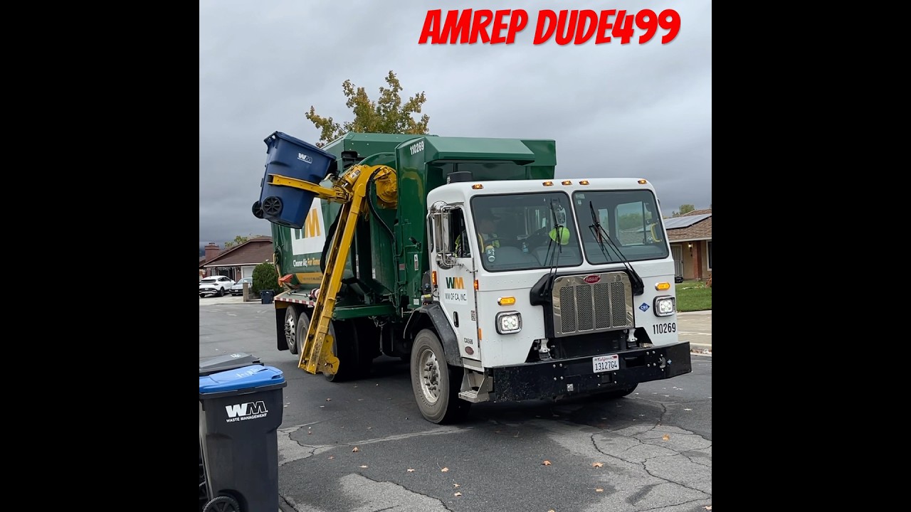 Brand New WM Trash Truck #automobile #garbagetruck #trashtruck #trucking #garbage #trash #shorts