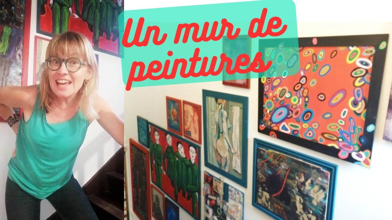 Où et comment accrocher nos tableaux ? Se faire un mur de peintures dans les escaliers !