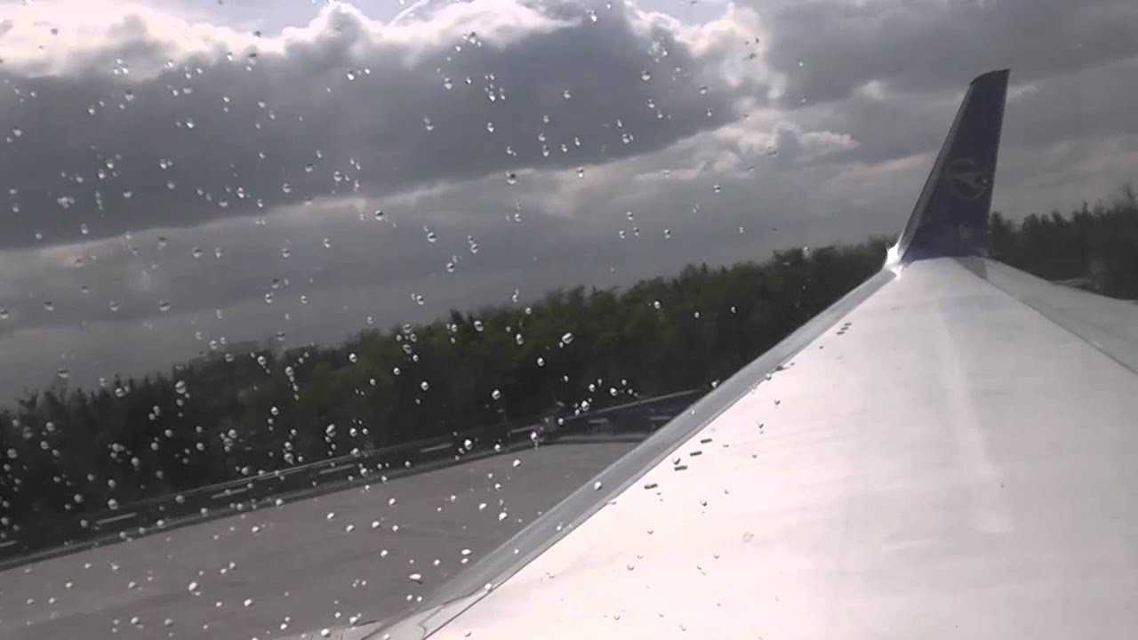 Condor Boeing 767-300 (D-ABUA) landing Frankfurt Int. 07L