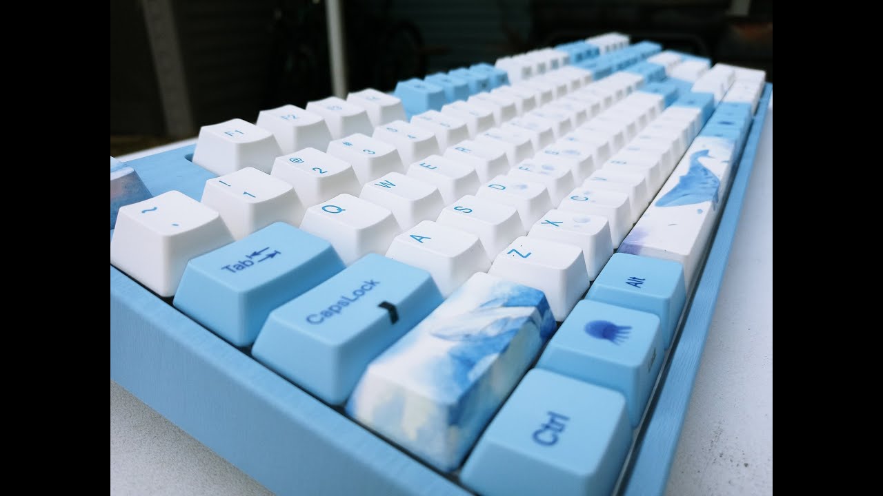 3 Minute Unboxing & Review: Varmilo Sea Melody MA108 Mechanical Keyboard with EC v2 Sakura Switches