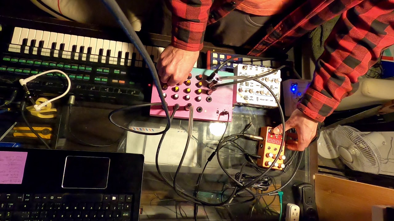 DIY 4x4 active matrix mixer demo