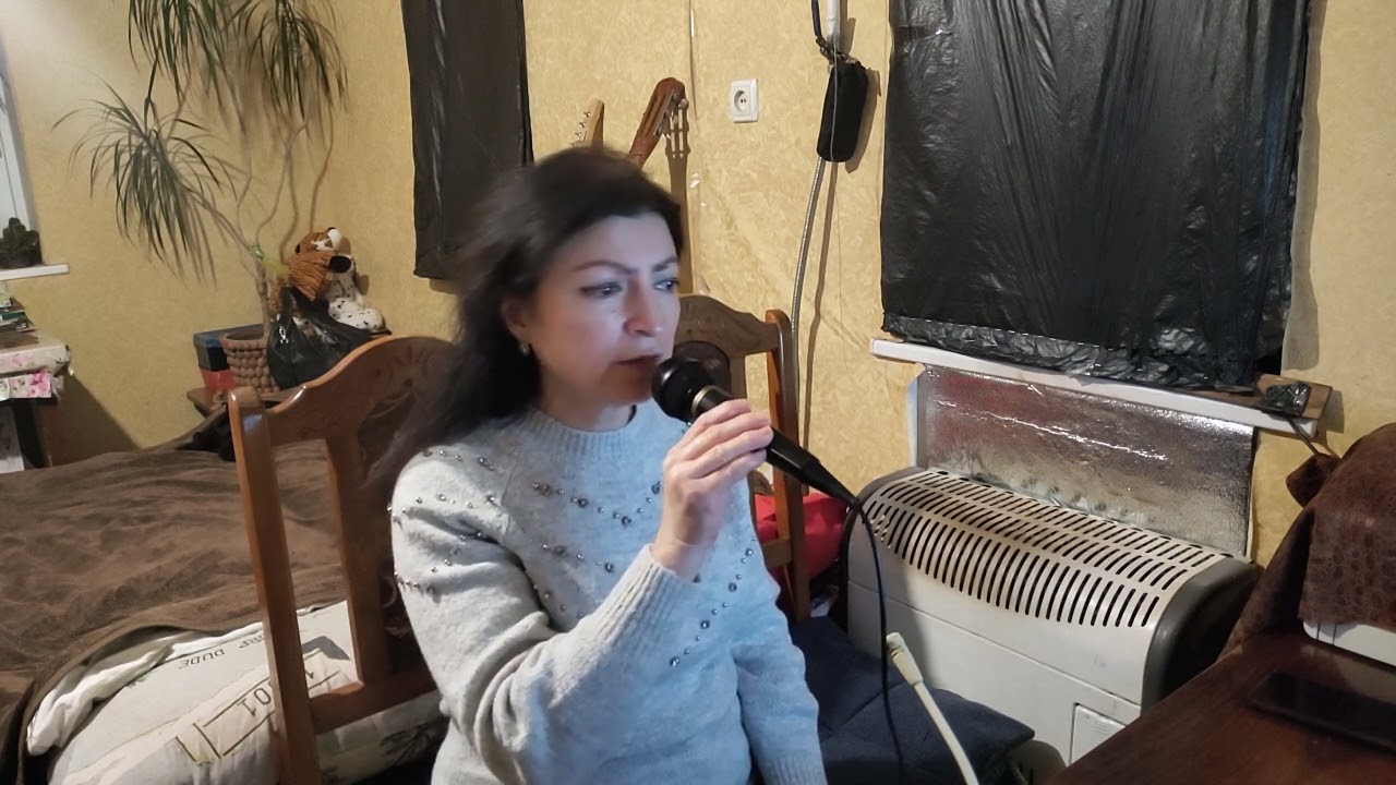Песня. Поговори со мною мама. 10 декабря 2025 год.