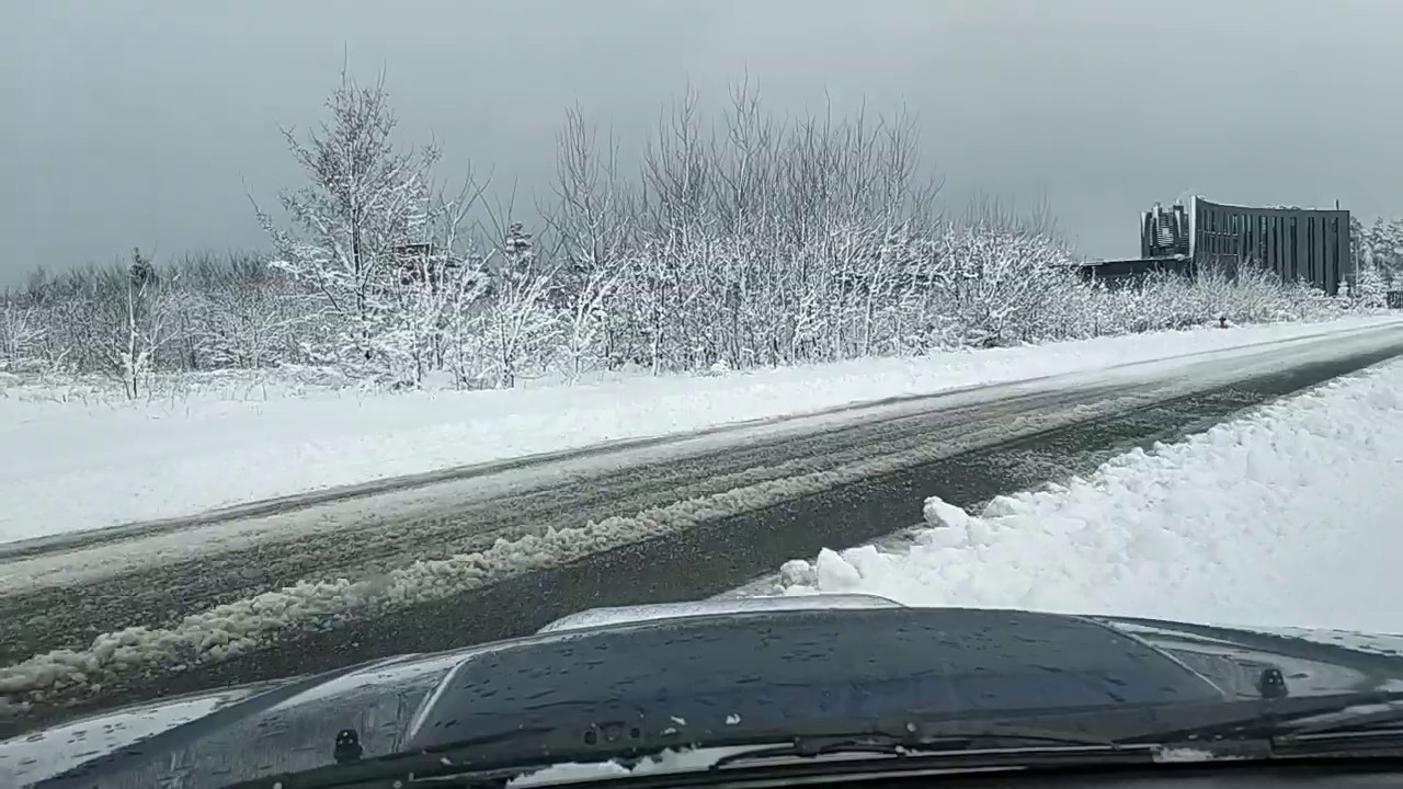 Suzuki Grand Vitara XL7 2.0 HDi in snow