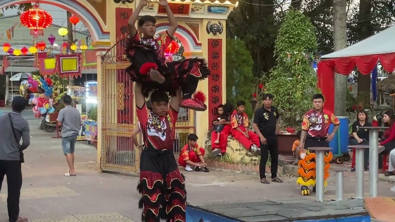 ngày 2 tháng 2, 2026