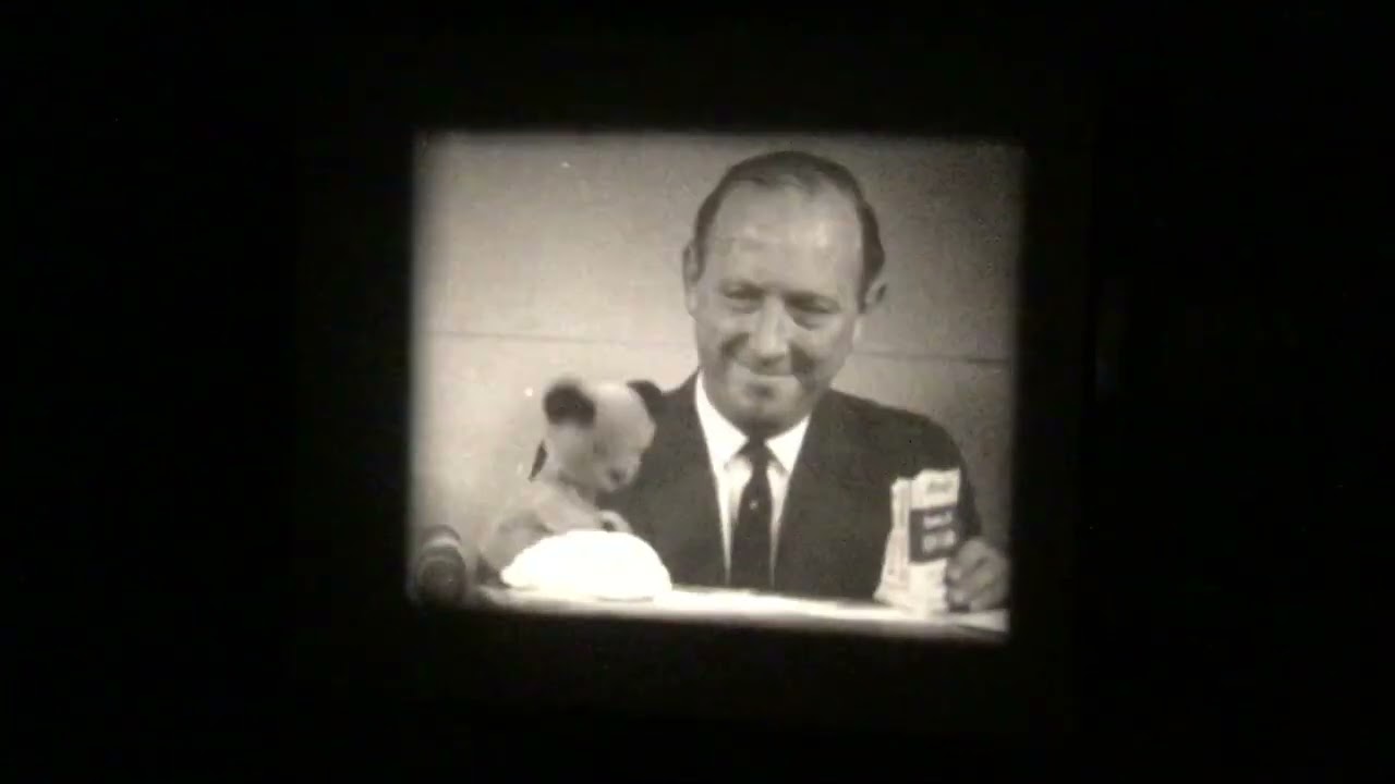Standard 8mm Film Sooty Gets The Bird (1950’s/60’s) b&w silent 50ft reel Sooty and Sweep