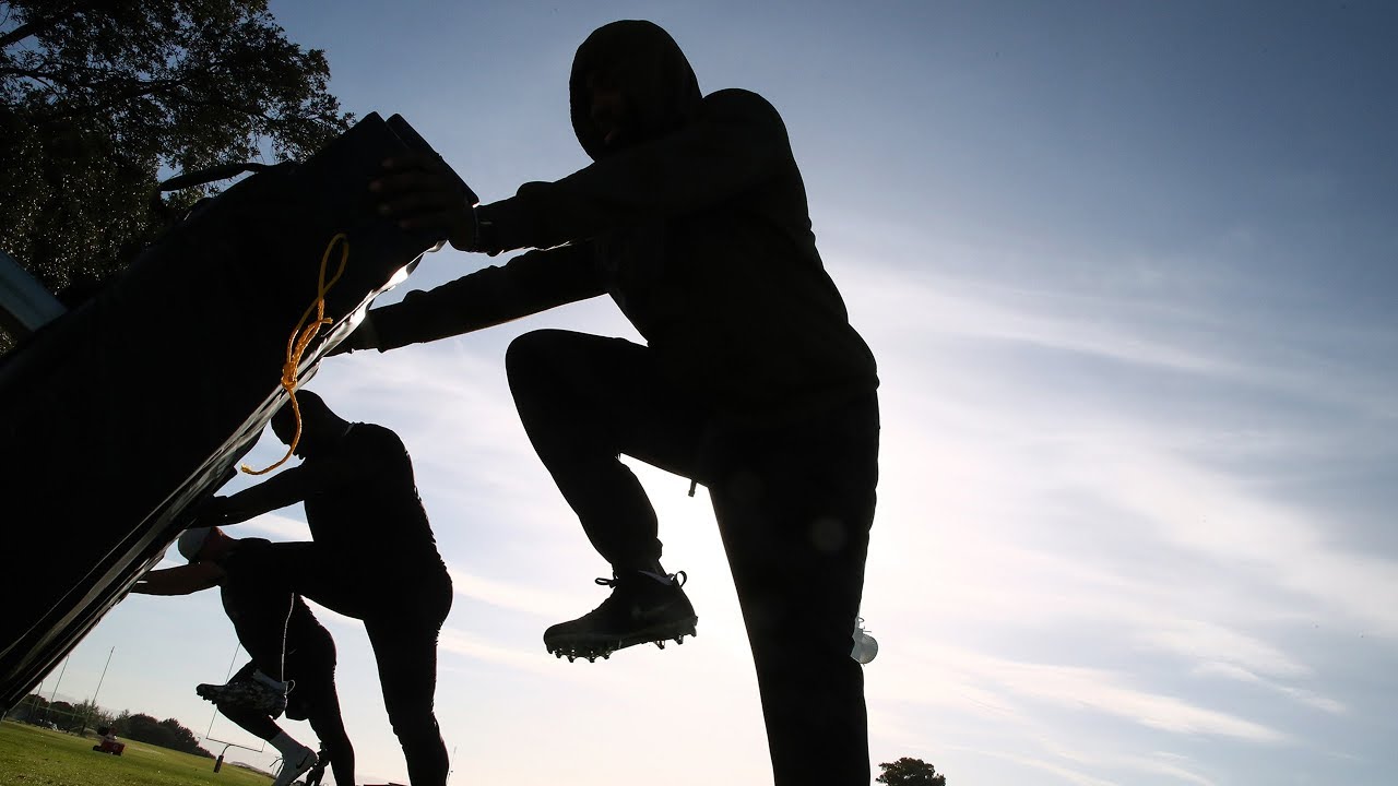 Offseason workouts continue at Raiders HQ