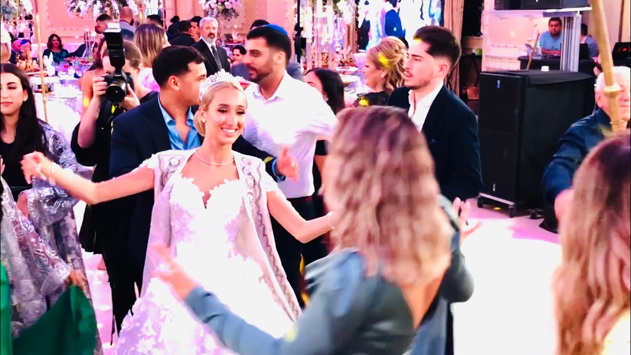 Boja-boja Ilusha Havasov Bukharian Wedding Boris Yakutilov,Roman Rubinov Doira Igor Yusupov Klarnet