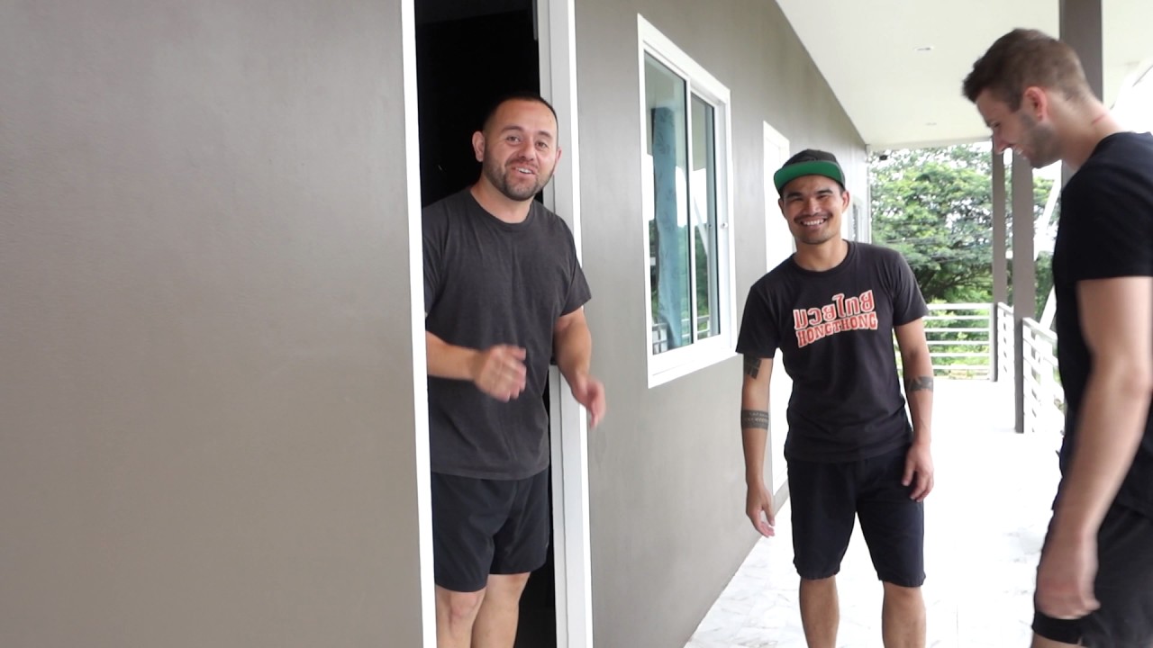 Tour of New Hongthong Gym & Fighter Interviews - Chiang Mai