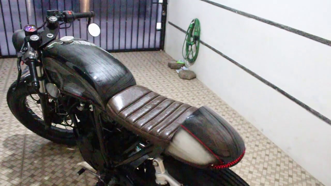 Yamaha Scorpio 225 Custom Cafe Racer by Street Art Custom?