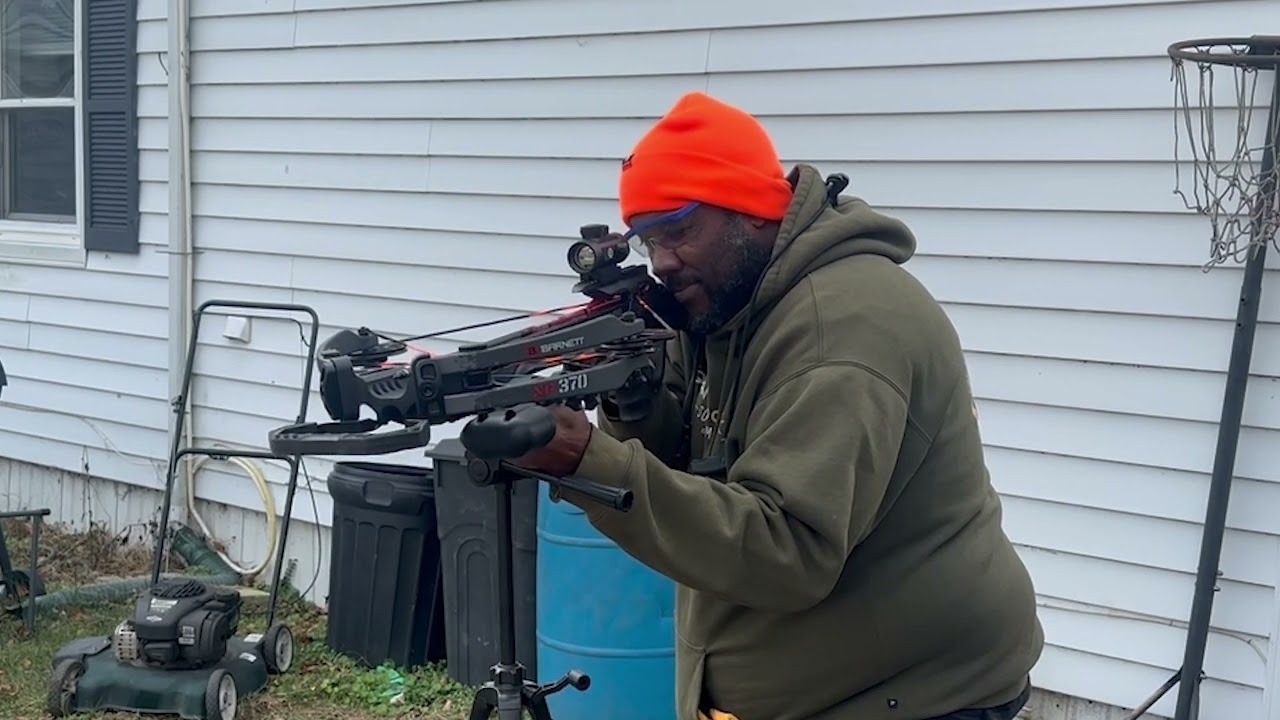 Barnett Expedition 370 crossbow
