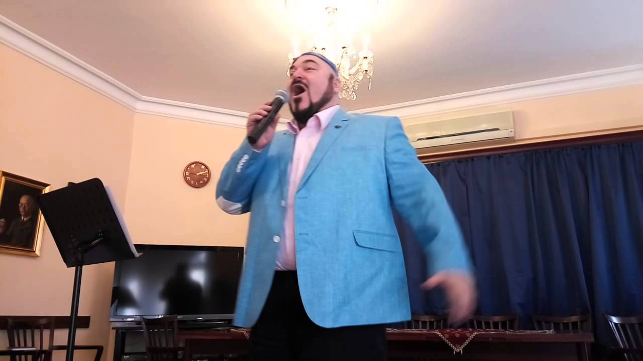 Cantor Nogradi (N&oacute;gr&aacute;di) sings Zerkovitz