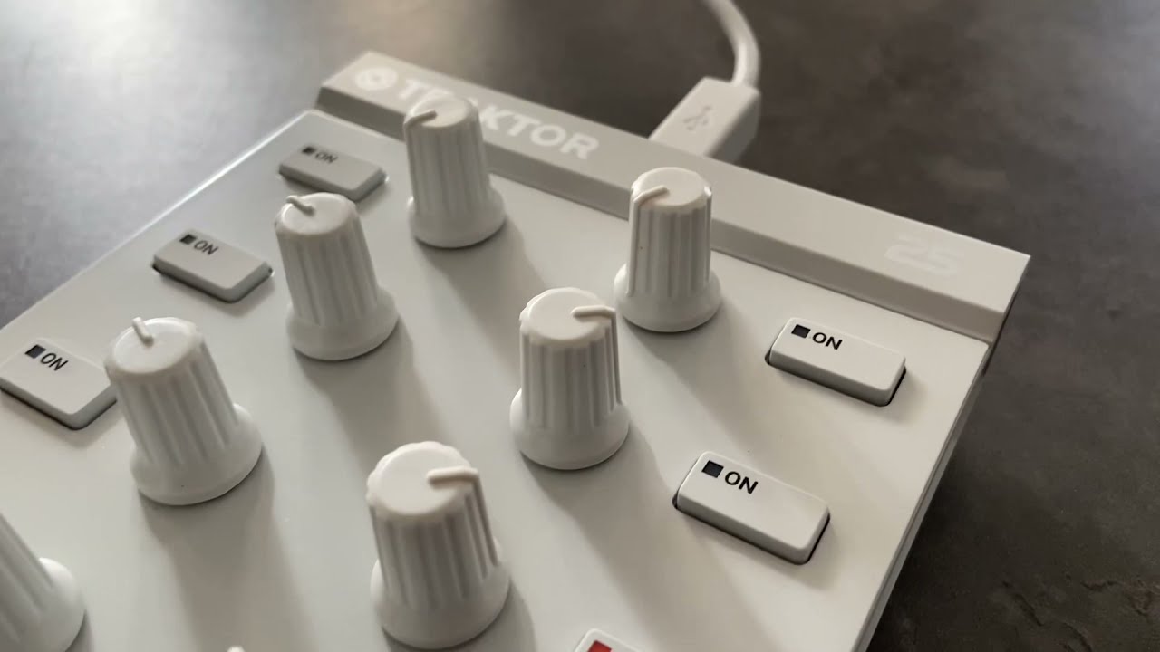 Kontrol X1 Vapor Gray UNBOXING