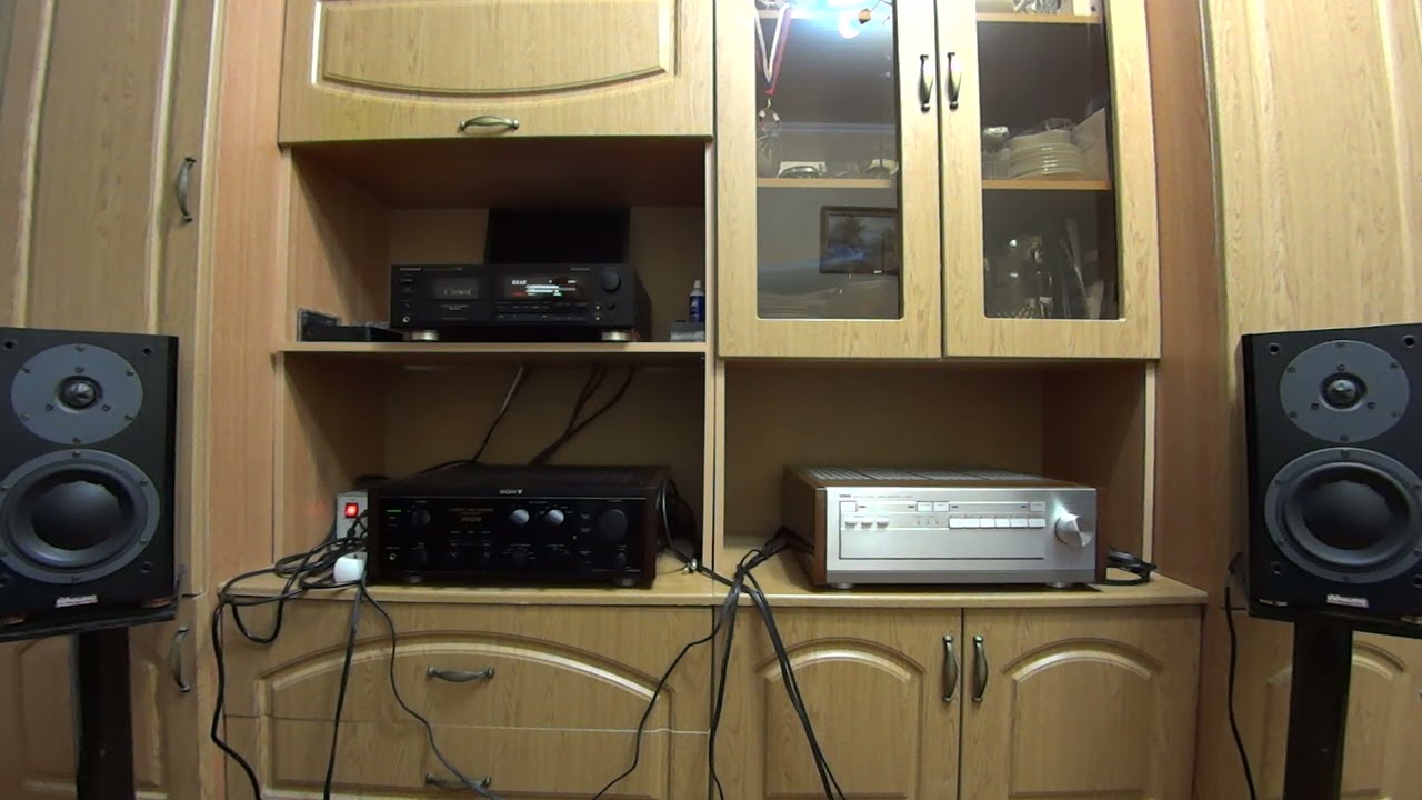 Pioneer T-818/ Sony HF-ES 46. Yello- Touch.