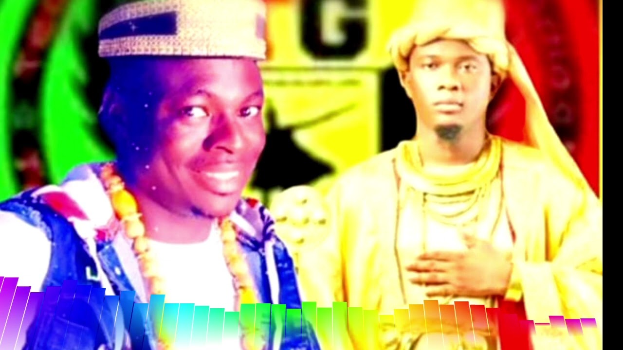 LE ROI INTOUCHABLE DOGONO IBA MASSAK&Egrave; KOURA KANKOU MOUSSA DOGONO DRAPEAU BLANC 🏳⚪️🤍👑