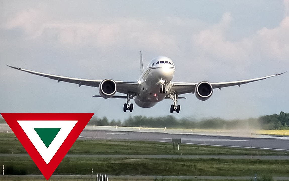 Mexican Air Force One 787-8 Dreamliner (B788) taxiing & departing Ottawa (YOW)