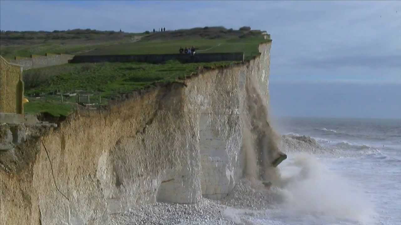 Cliff fall at Birling Gap 4/3/14