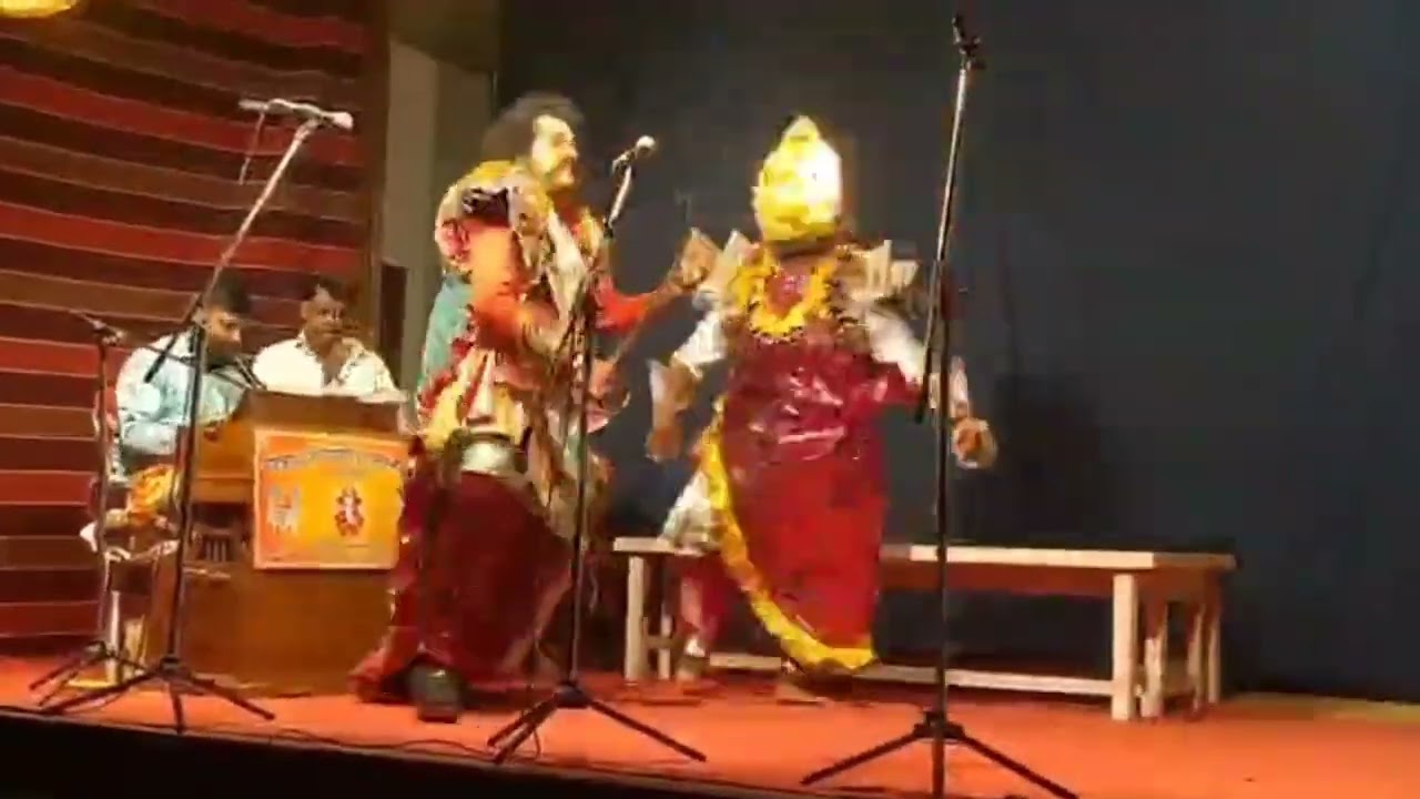 बाळकृष्ण गोरे दशावतार नाट्य मंडळं कवठी 