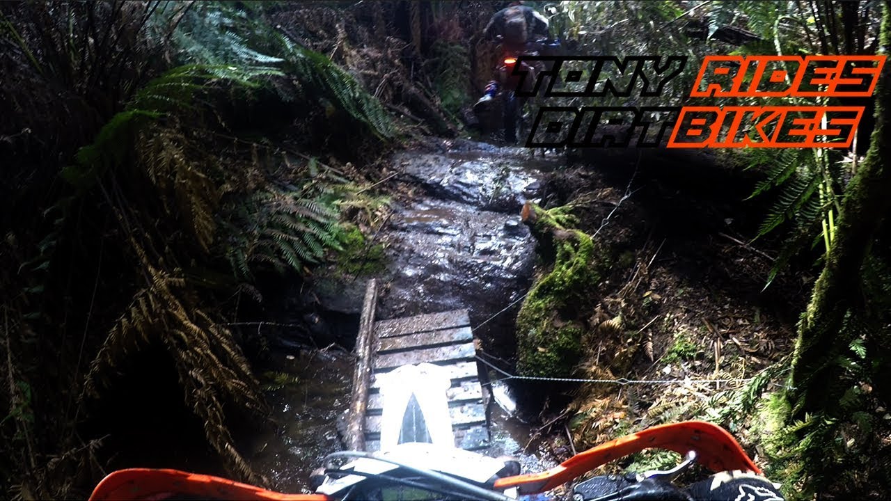 Tas Dirt Biking | Extreme Enduro in a creek