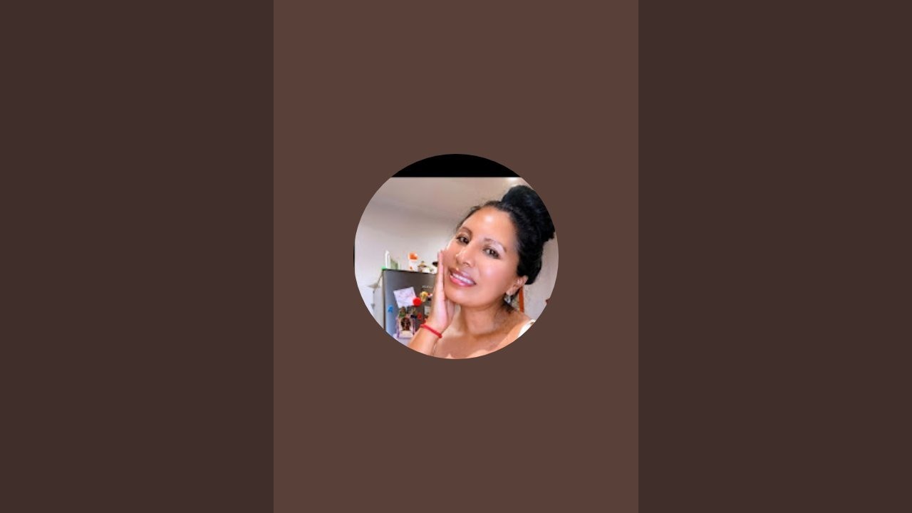 PALOMITA FLORES está en vivo