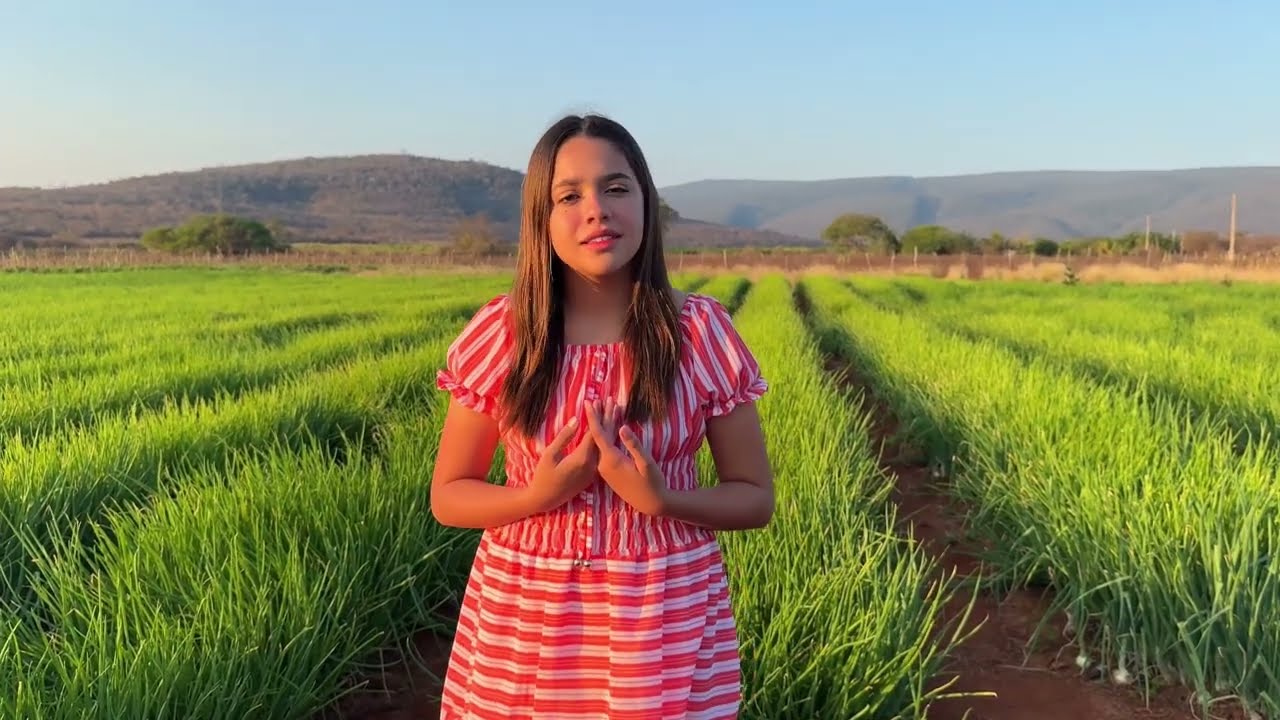 kailane Frauches | Passa Lá em Casa Jesus [Cover] Rayne Almeida