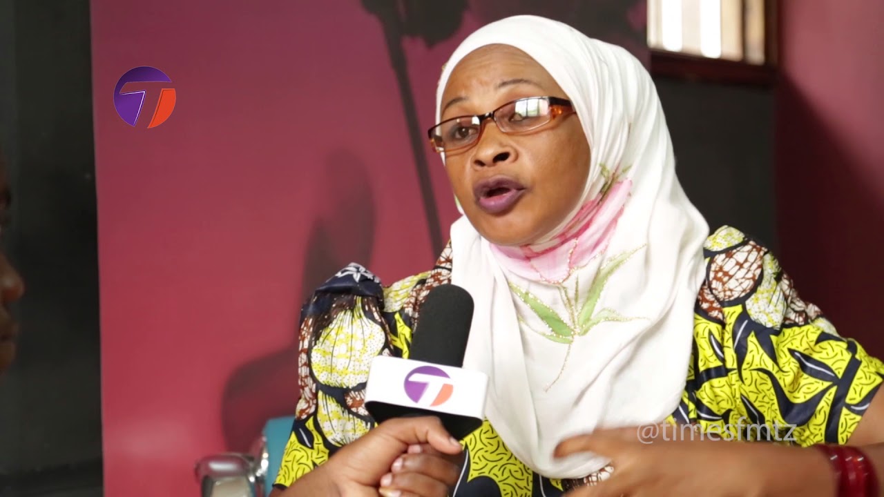 Inasikitisha sana Mama alia baada ya Mume wake Kuchukuliwa na Binti yake wa Kumzaa