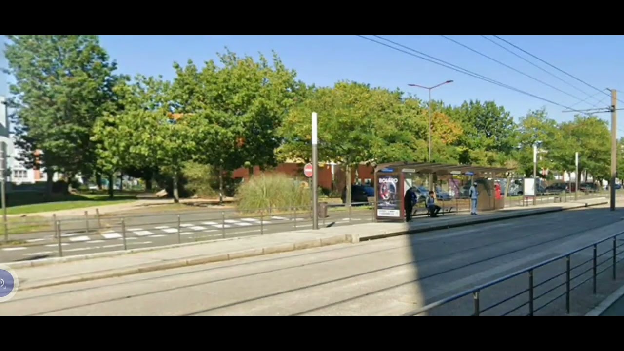 LE MANS VOITURE SUR LA ROUTE SAINT SATURNIN PÉAGE VOITURE SAINT PATERNE LE CHEVAIN  AUTOROUTE A28(2)