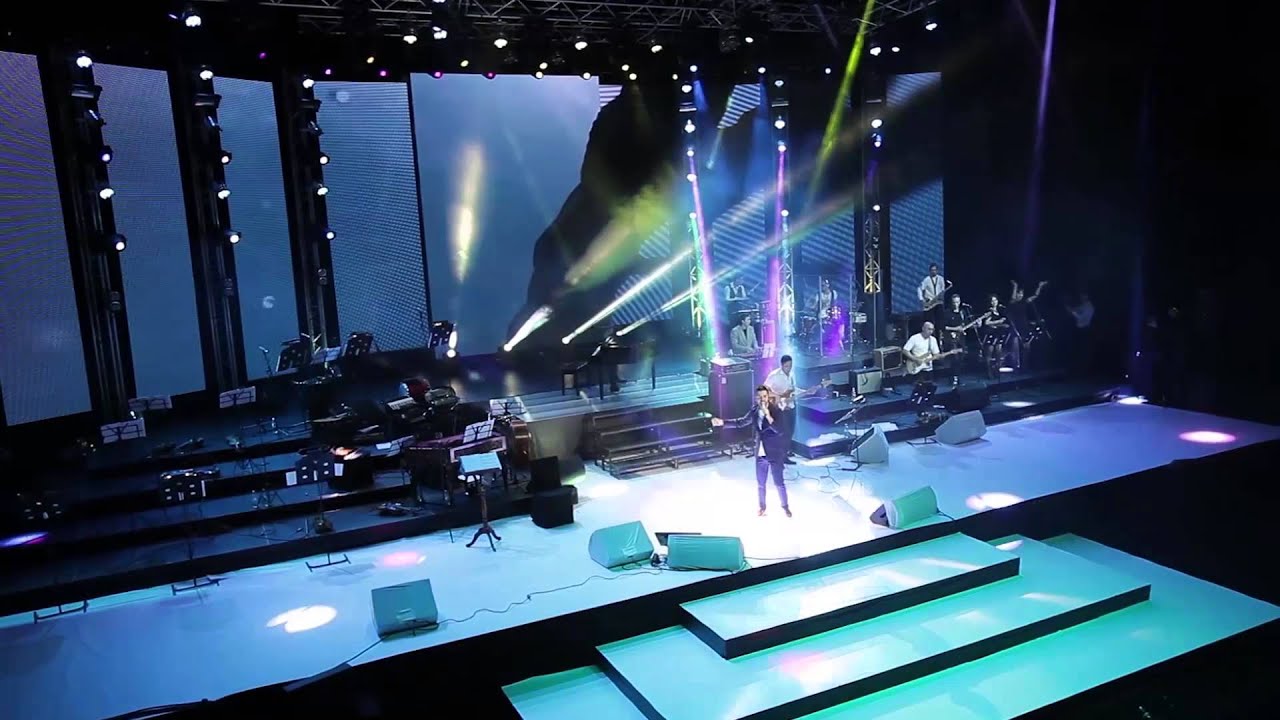 Adrian Ursu - &Icirc;mi z&acirc;mbește soarele (Concert solo