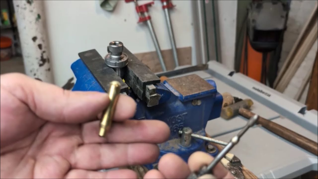 Easily Extract Stuck Primed Brass (Forster Die)