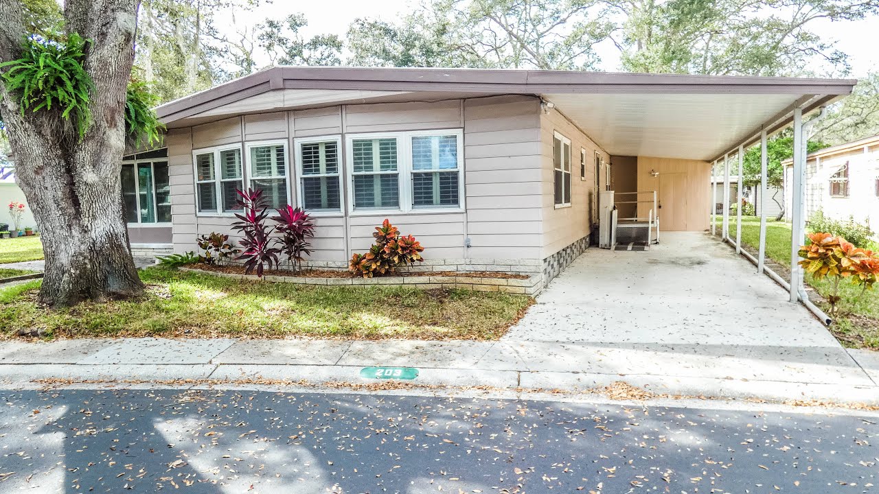 Largo, FL Manufactured Home For Sale - 5 Star, Pet Friendly, Retirement Community