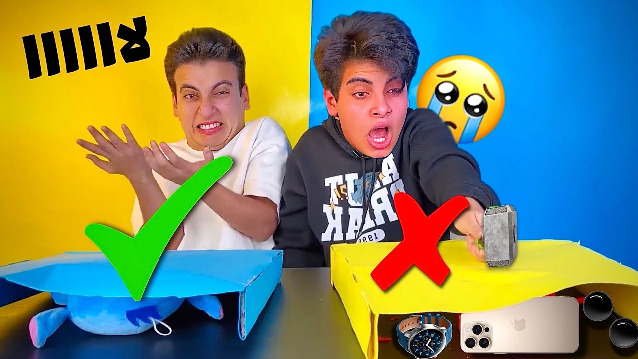 تحدي لا تكسر الصندوق الغلط !! انكسرت الساعه 🥲💔 موبايل و هدايا الحسين 😱