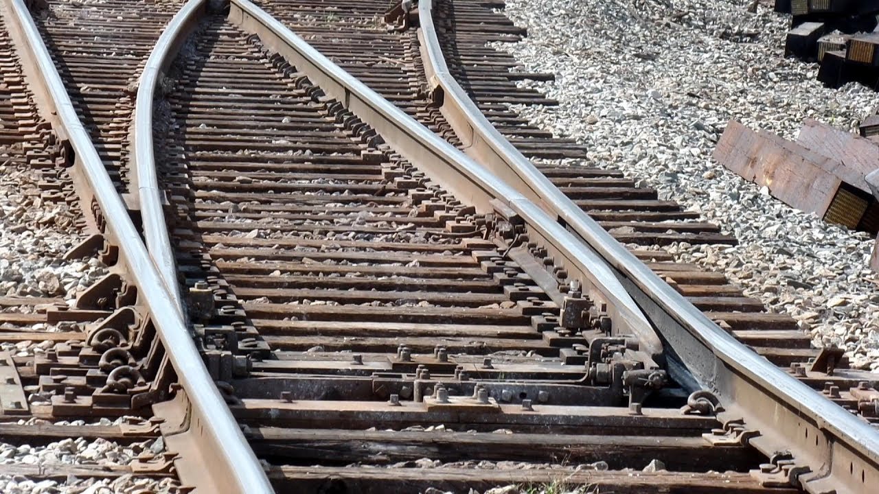 Track Switches Several Times For Amtrak And CSX Trains