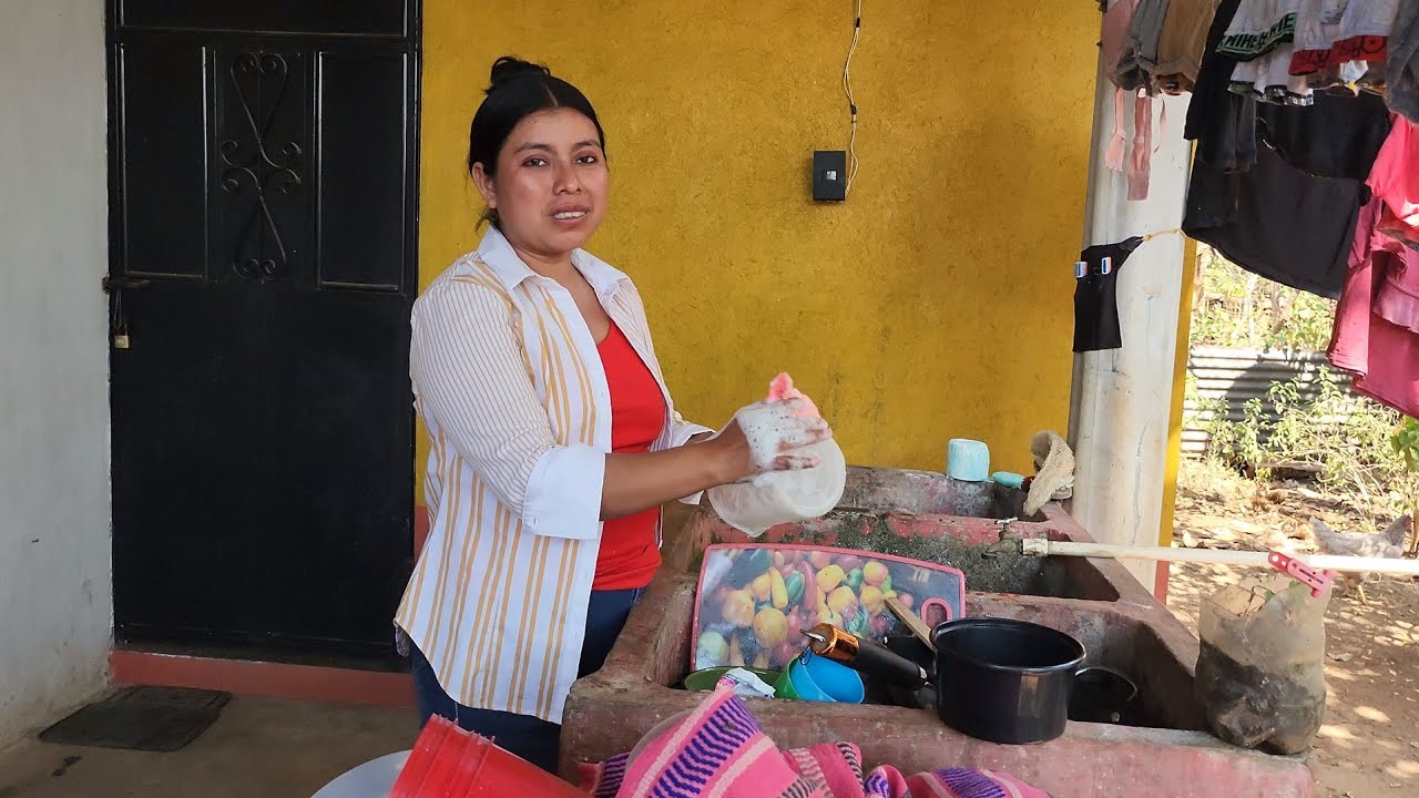 Ana está en un callejón sin salida Y tiene miedo perder su trabajo 🥹