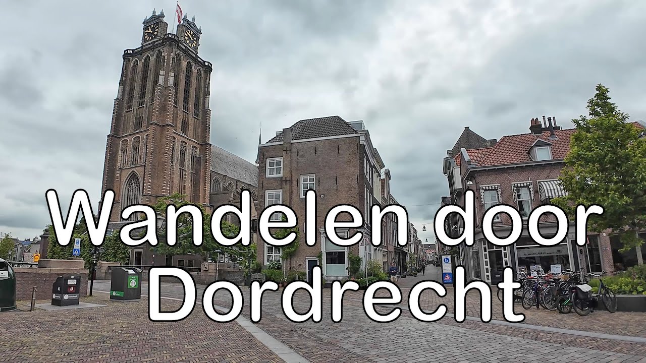 Wandelen door Dordrecht: Een Reis langs 900 monumenten & Verborgen Hofjes