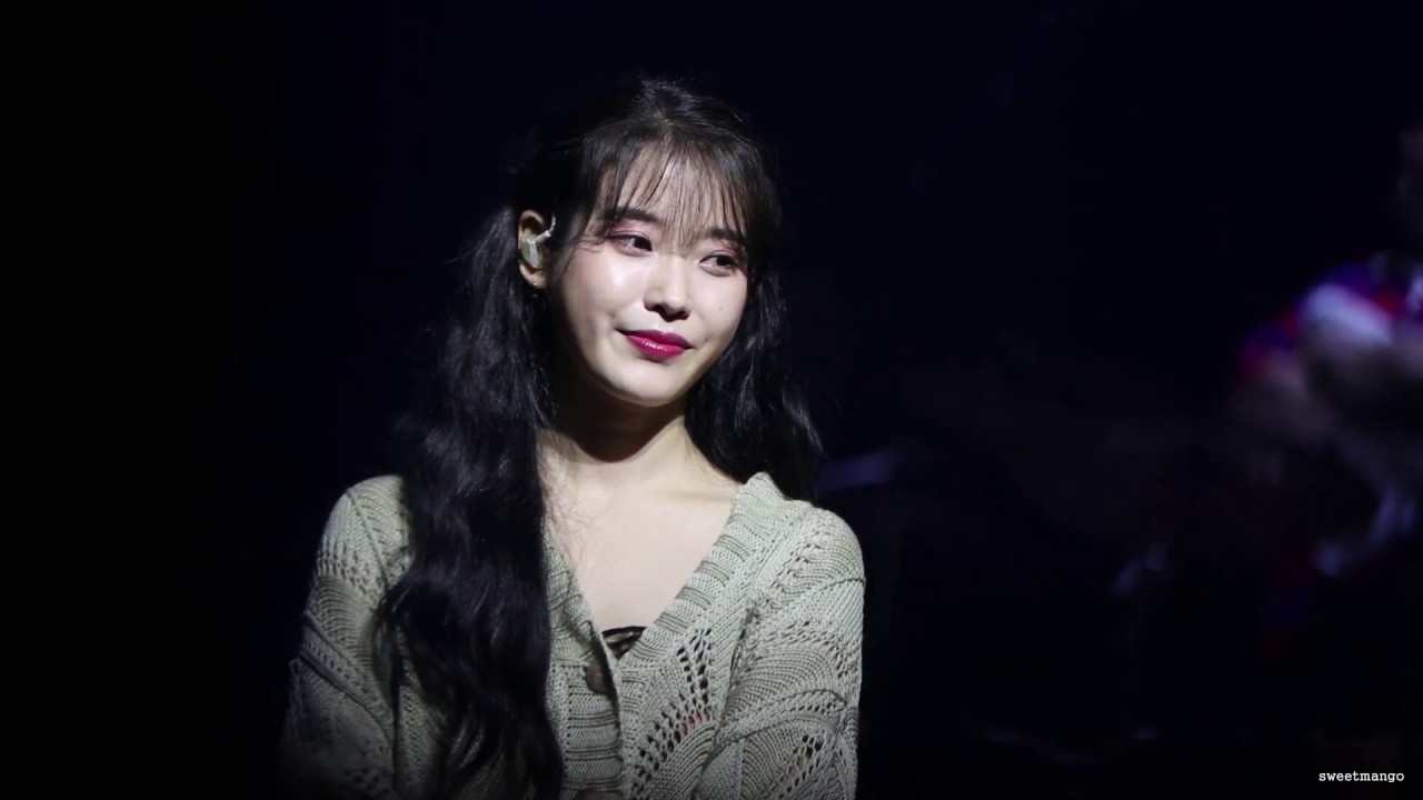 [FANCAM] 191206 IU(아이유) - The Night Of First Breakup (첫 이별 그날 밤)