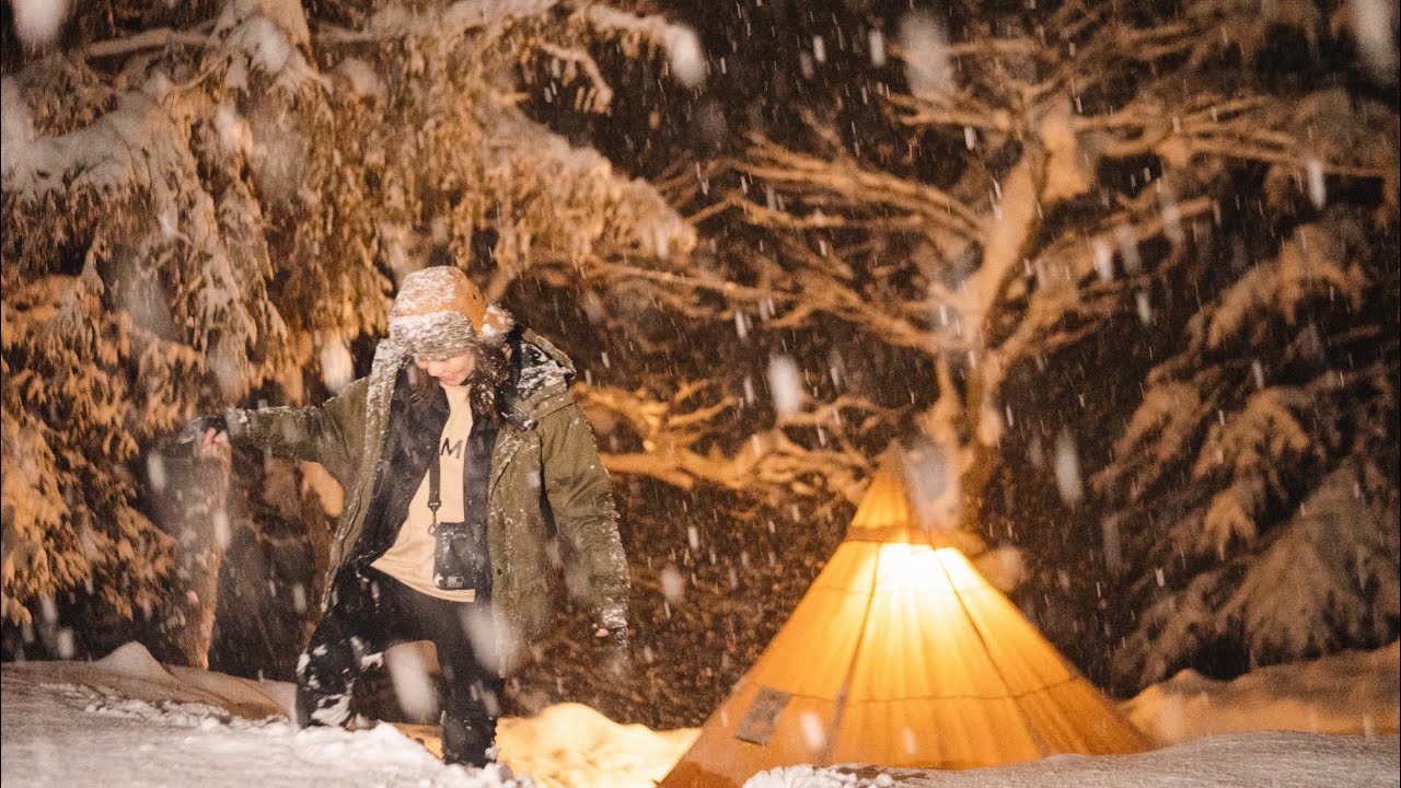 うわぁあーーー！！雪だぁあーーー！！【初雪中キャンプ】