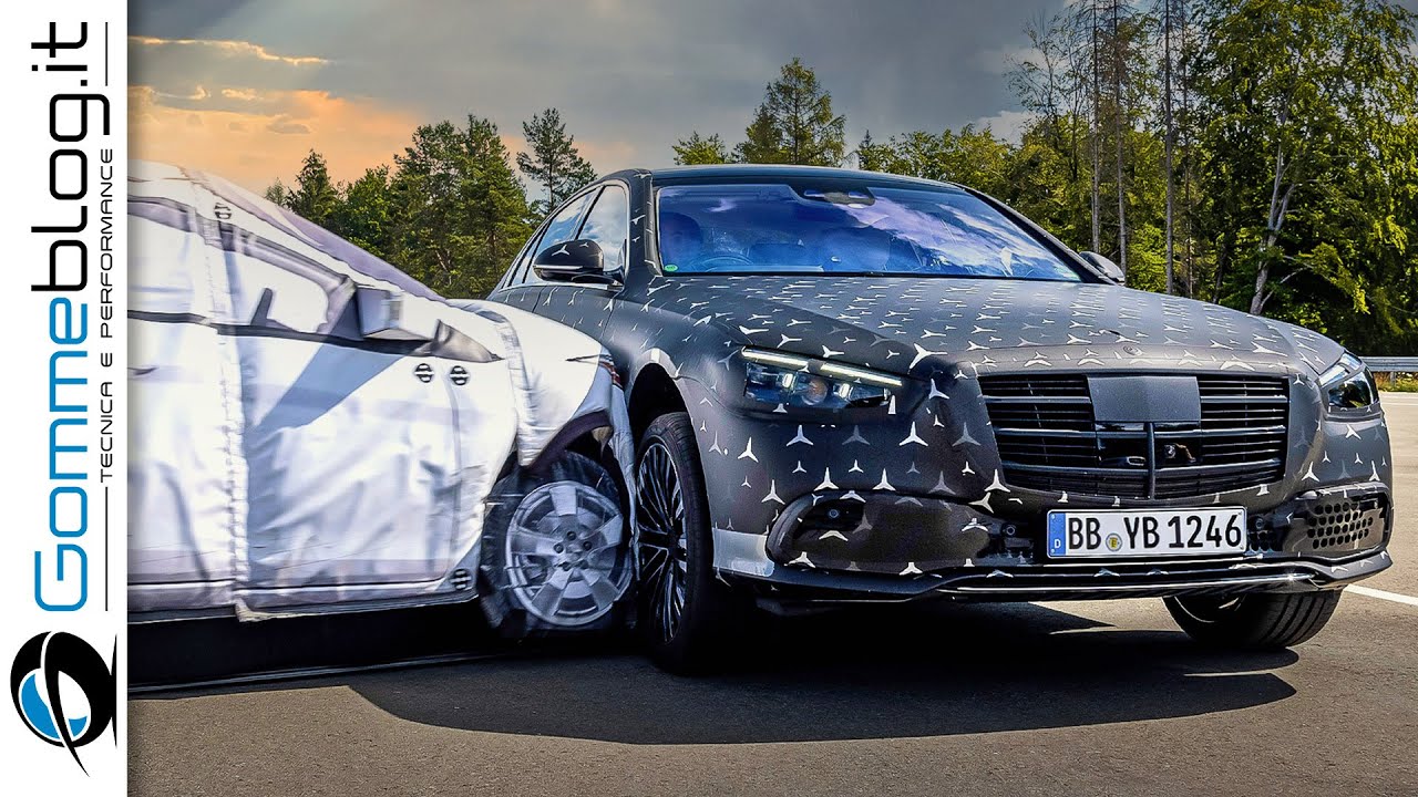 2022 Mercedes S-Class - Safety (1st Rear Airbag) Tech Features